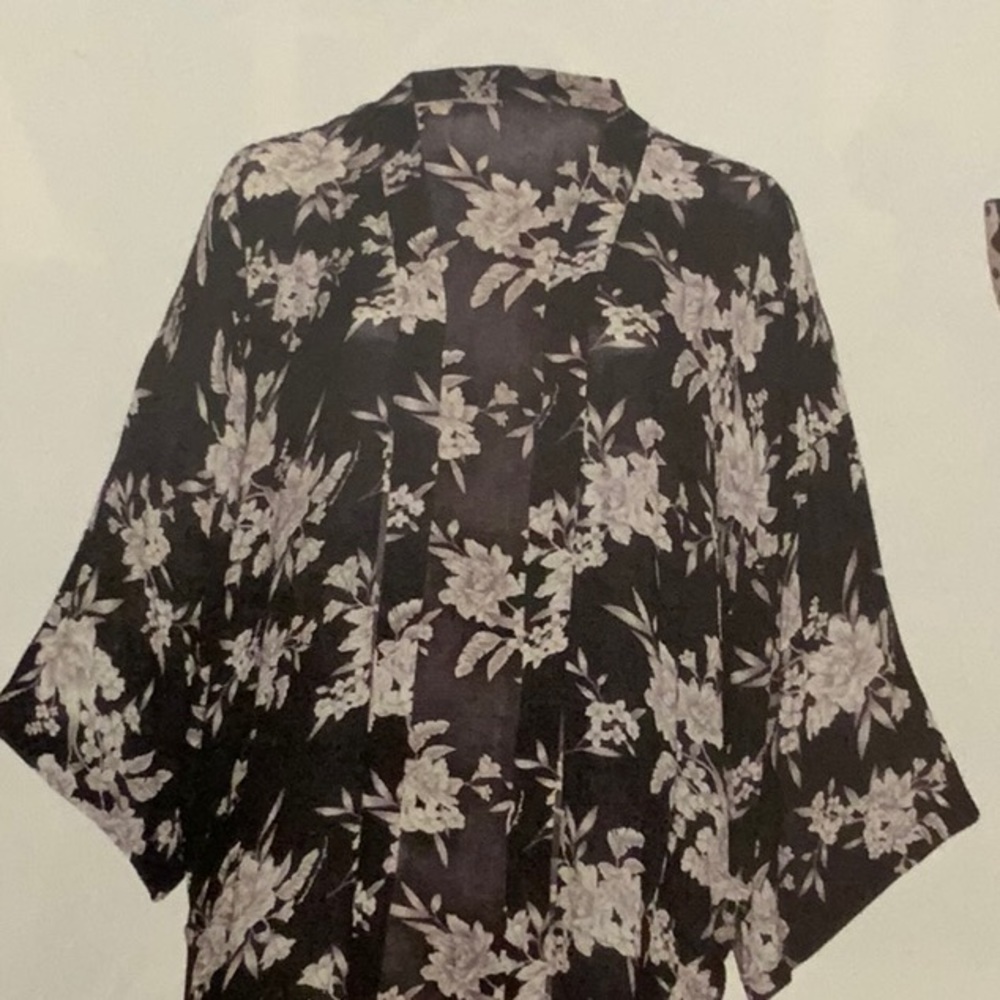 Spiritual Gangster Maya Kimono